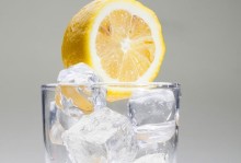 泰迪突然间大量喝水的原因是什么？（探究泰迪大量饮水的可能原因）